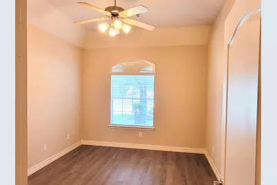 10327 Earlington Manor Drive, Spring, TX 77379 - Photo 27