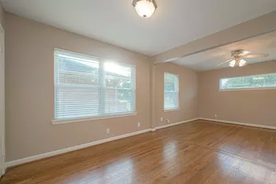 5222 Nina Lee Lane, Houston, TX 77092 - Photo 13