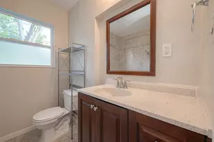 5222 Nina Lee Ln, Houston, TX 77092 - Photo 15