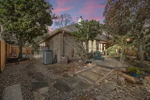 167 E Northcastle Cir, The Woodlands, TX 77384 - Photo 23