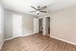 2404 Sycamore Ave, Huntsville, TX 77340 - Photo 23