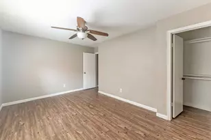 2404 Sycamore Ave, Huntsville, TX 77340 - Photo 17