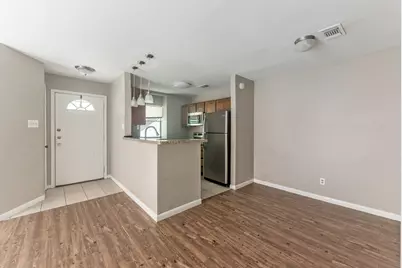2404 Sycamore Avenue #B2, Huntsville, TX 77340 - Photo 9