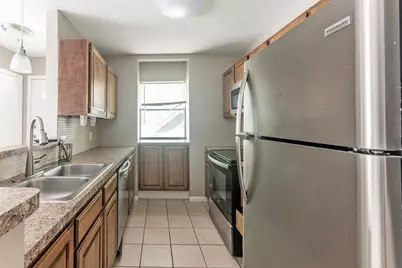 2404 Sycamore Avenue #B2, Huntsville, TX 77340 - Photo 5