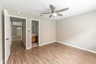 2404 Sycamore Ave, Huntsville, TX 77340 - Photo 21