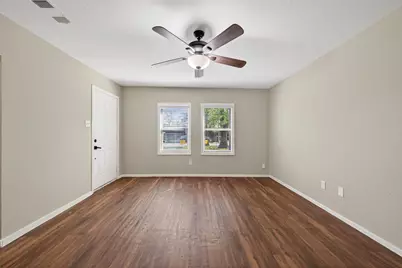 8126 Marcy Drive, Houston, TX 77033 - Photo 13