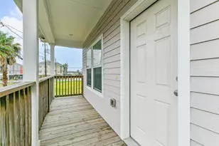 2811 Winnie St, Galveston, TX 77550 - Photo 5