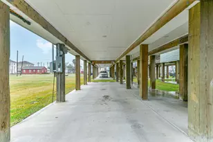 2811 Winnie St, Galveston, TX 77550 - Photo 21