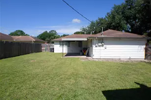 1301 Glenmore Dr, Pasadena, TX 77503 - Photo 31