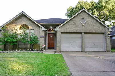 4530 Topaz Trail Drive, Sugar Land, TX 77479 - Photo 1