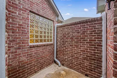 24107 Laureumont Court, Katy, TX 77494 - Photo 13