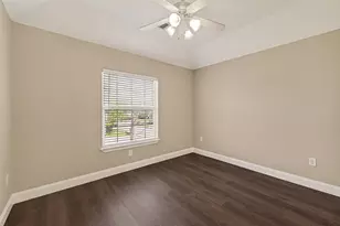 8034 Fountain St, Houston, TX 77051 - Photo 27
