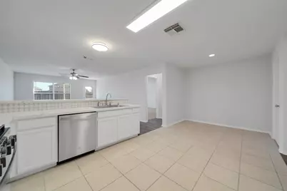 1911 Adobe Stone Drive, Humble, TX 77396 - Photo 7