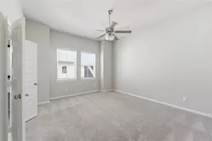 12006 Ridgewood Hill Dr, Houston, TX 77051 - Photo 33
