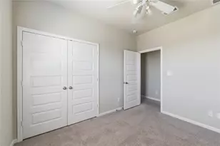 12006 Ridgewood Hill Dr, Houston, TX 77051 - Photo 29