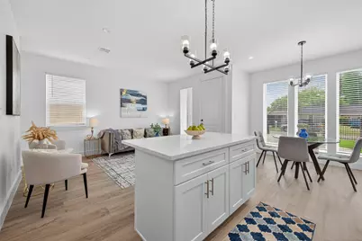 5027 Willow Glen Drive #A-B, Houston, TX 77033 - Photo 13