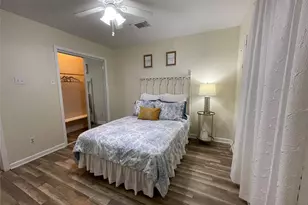 1212 55th St, Galveston, TX 77551 - Photo 19