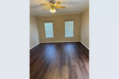 973 Southern Pass Court, Houston, TX 77062 - Photo 7