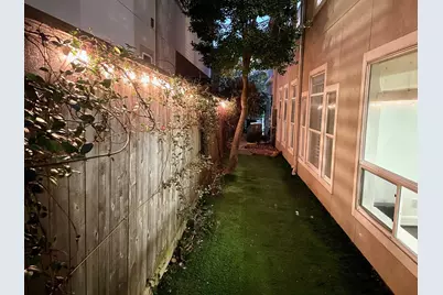 2405 Brun Street #B, Houston, TX 77019 - Photo 31