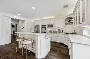 2405 Brun St, Houston, TX 77019 - Photo 7