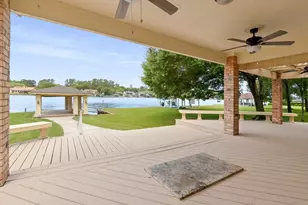 154 Lakeside Dr, Montgomery, TX 77356 - Photo 43