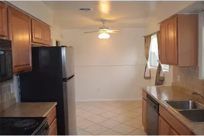 7031 Neff, Houston, TX 77074 - Photo 3