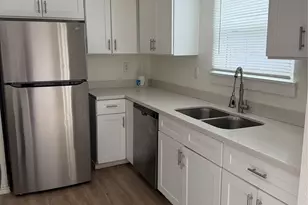 12400 Brookglade Circle, Houston, TX 77099 - Photo 19