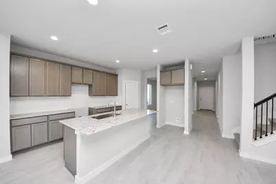 12035 Maple Oak Drive, Houston, TX 77066 - Photo 13