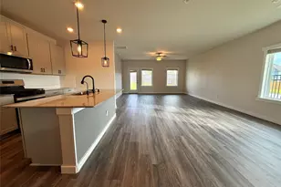 204 Brks Mnr Ct, Montgomery, TX 77316 - Photo 9