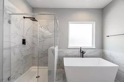 8475 Berry Brush Lane, Houston, TX 77022 - Photo 19