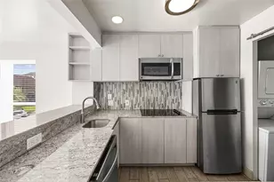 1710 Maryland St, Houston, TX 77006 - Photo 5