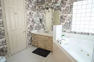 16323 Knightrider Dr, Spring, TX 77379 - Photo 17