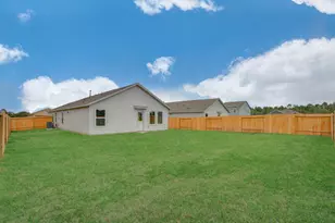 248 Dallas Dr, Angleton, TX 77515 - Photo 25