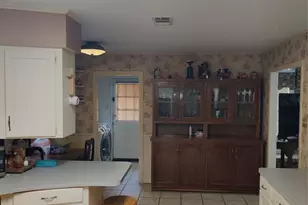 8111 Meadville St, Houston, TX 77061 - Photo 11