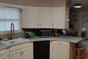 8111 Meadville St, Houston, TX 77061 - Photo 7