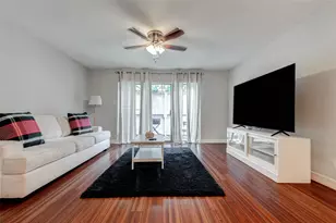 1212 Fairview Ave, Houston, TX 77006 - Photo 9