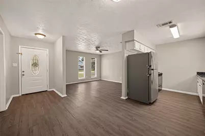 4608 W Jasmine Street, Pearland, TX 77581 - Photo 5