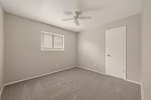 4608 W Jasmine St, Pearland, TX 77581 - Photo 11