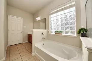 16635 Greenbriar Point Ln, Houston, TX 77095 - Photo 37