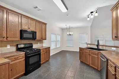 20339 Mammoth Falls Drive, Tomball, TX 77375 - Photo 15