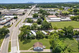 7713 Airline Dr, Houston, TX 77037 - Photo 11