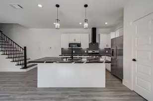 6531 Rosemary Ln, Houston, TX 77016 - Photo 9