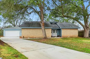 2000 Hamilton St, Rosenberg, TX 77471 - Photo 3