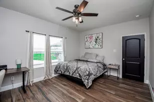 12213 Midship Ln, Texas City, TX 77568 - Photo 21