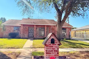 12335 Huntington Field Dr, Houston, TX 77099 - Photo 5