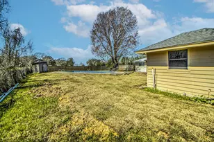 16271 Hamshire Roads, Winnie, TX 77665 - Photo 43
