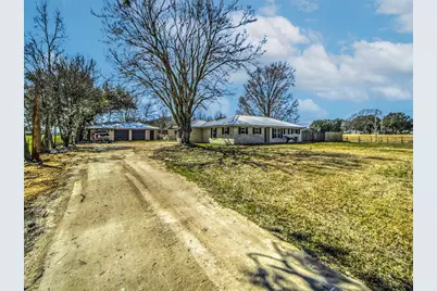 16271 Hamshire Roads, Winnie, TX 77665 - Photo 3