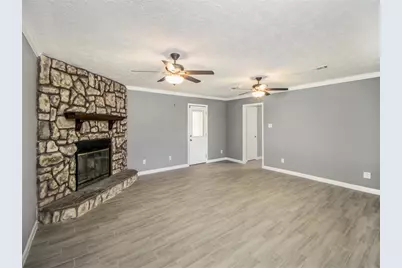 16271 Hamshire Roads, Winnie, TX 77665 - Photo 9