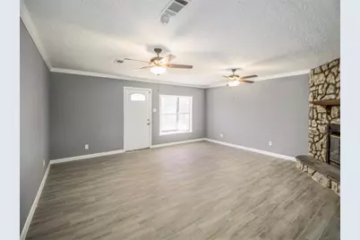 16271 Hamshire Roads, Winnie, TX 77665 - Photo 11