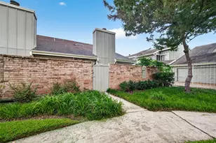 13025 Leader St, Houston, TX 77072 - Photo 3